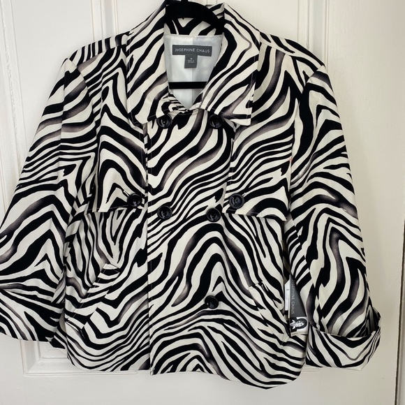 Josephine Chaus Jackets & Blazers - NWT Josephine Chaus Zebra Coat, Sz 16
